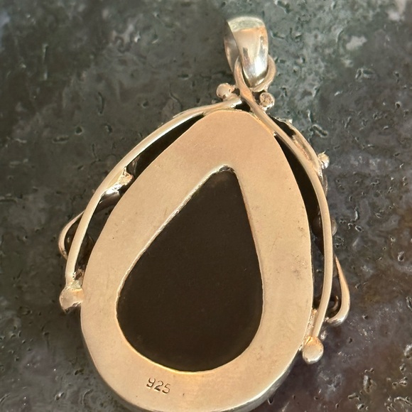 Green amber southwestern large sterling silver pendant - Picture 3 of 4